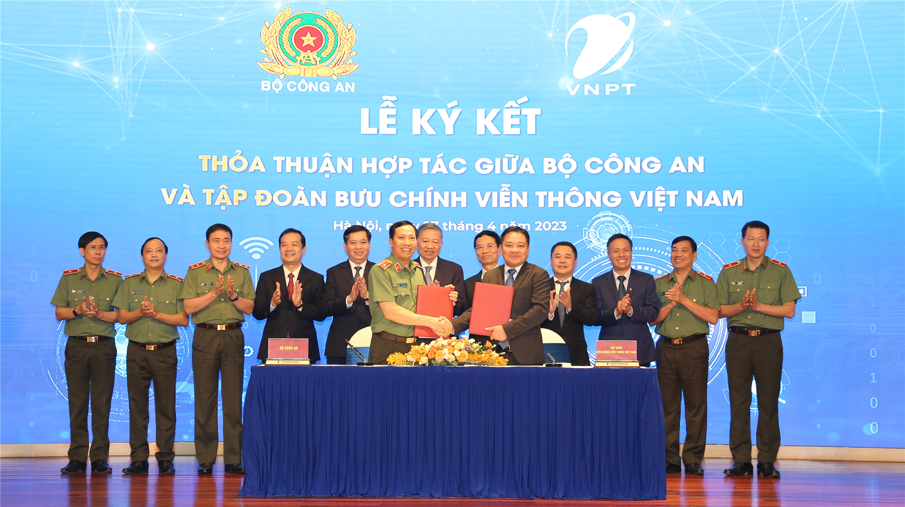 Bộ Công an và Tập đoàn Bưu chính Viễn thông Việt Nam ký kết thỏa thuận hợp tác